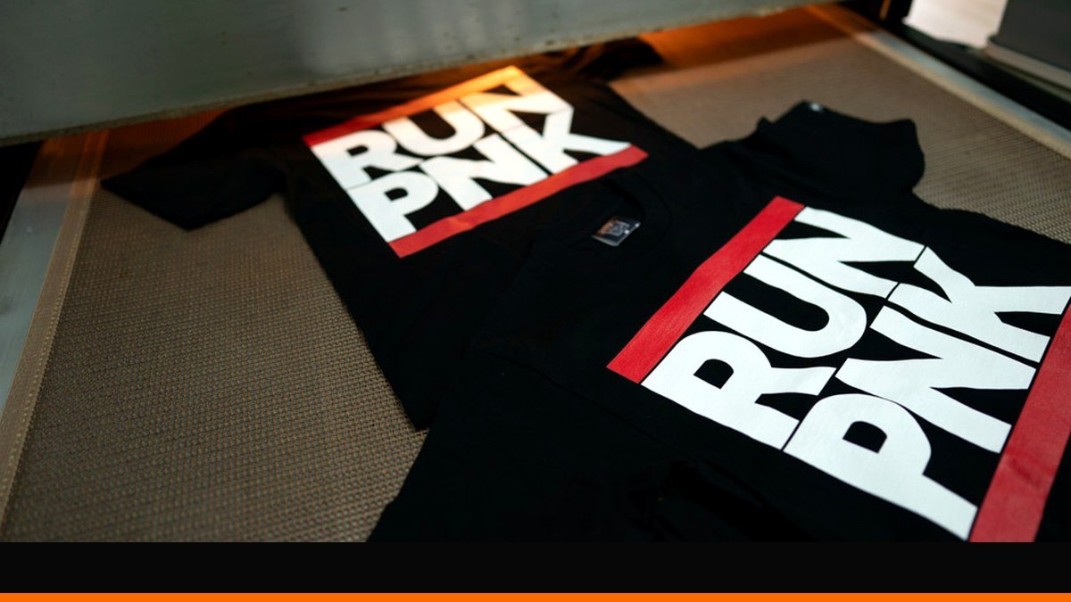 ขั้นตอนสกรีนเสื้อ DTG ตั้งแต่ไฟล์ถึงเสื้อจริง